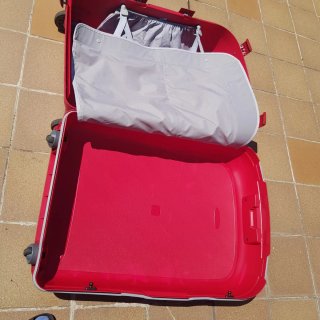 Maleta dura roja