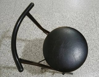 Taburetes altos plegables polipiel