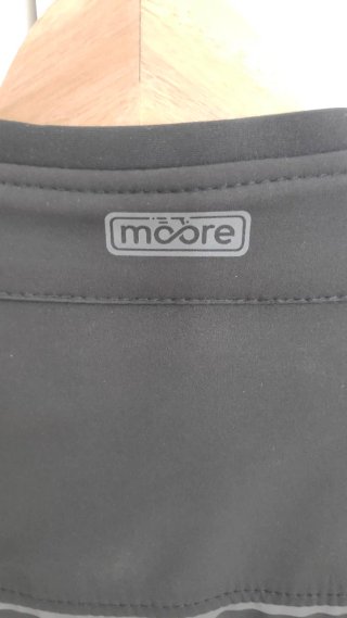 Chaqueta de moto negra