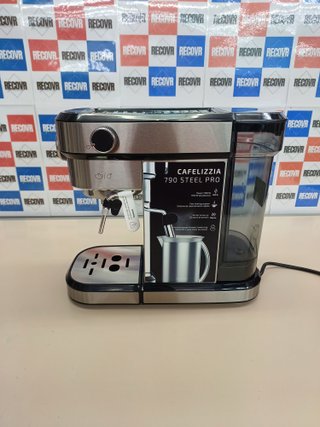 Cafetera Espresso y Cappuccino Cecotec Cafelizzia 790