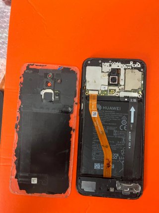 Teléfono Móvil Negro mate 20 lite pantalla Rota