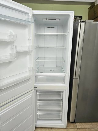 Nevera Corbero No Frost 1,86cm con garantía y tran