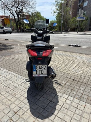 Yamaha XMAX 250 CC Scooter Negra