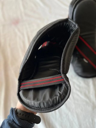 Kit Equipación Boxeo Guantes y Protecciones
