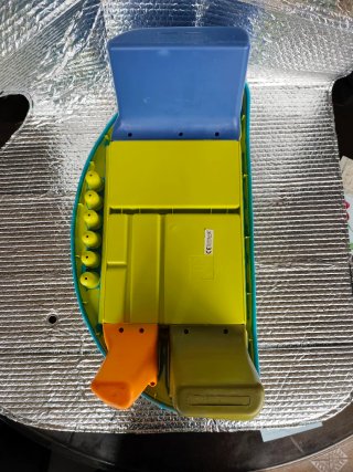 Tavolino per bambini per viaggi blu e giallo