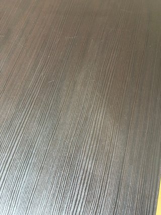 Mesa de comedor negra