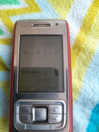 Teléfono Móvil Nokia E65 Rojo/Plateado