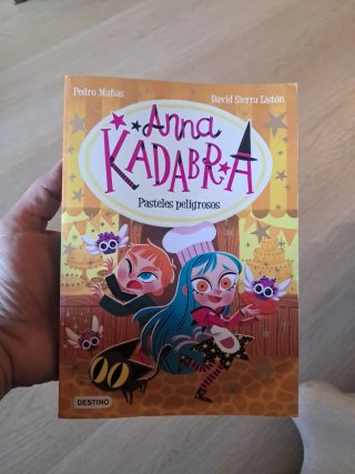 Anna KADABRA