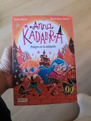 Anna KADABRA