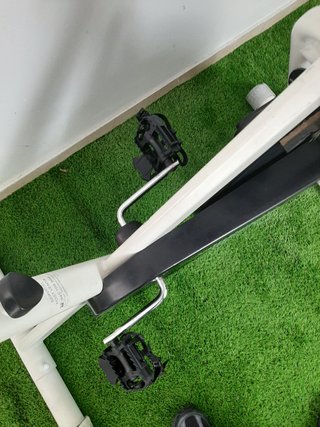 Bicicleta Estática Blanca