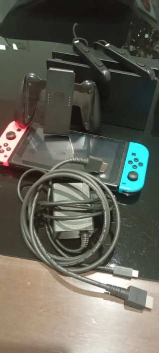 Nintendo Switch Azul y Rosa