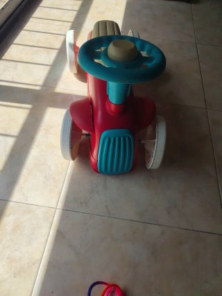 Correpasillos infantil rojo y azul