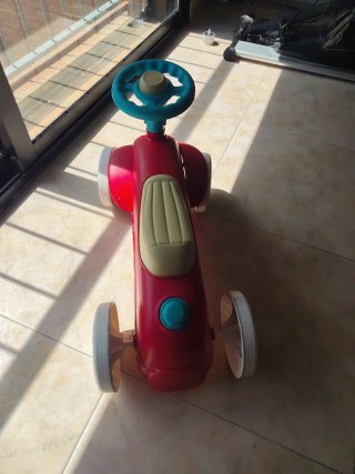 Correpasillos infantil rojo y azul