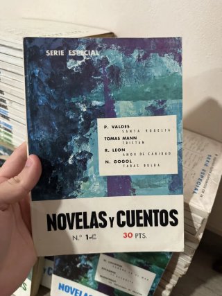 Colección 70 tomos novelas y cuentos serie especial
