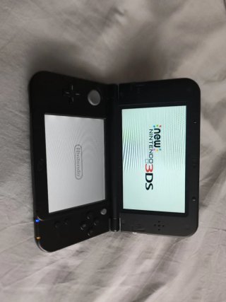 Nintendo 3DS XL Edición Sol/Luna Negra