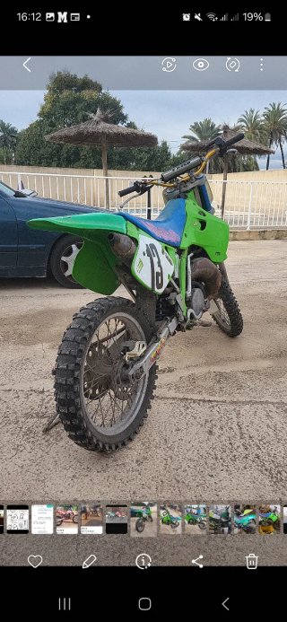 Kawasaki KX250 Motocross Verde