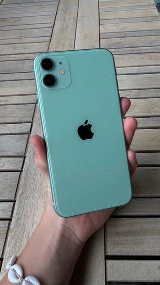 iPhone 11 Verde 64GB Casi Nuevo Batería 100 %