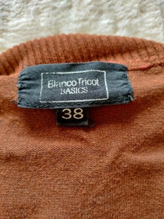 Jersey cuello alto marrón