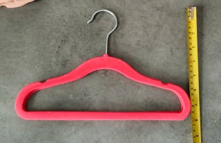 Perchas terciopelo niño rosa