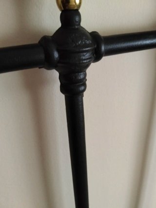 Cabecero  de forja antiguo