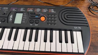 Teclado Casio SA-76 Electrónico Mini