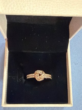 Anillo Pandora Lazo Oro Rosa