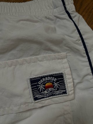 Bermudas deportivas blancas