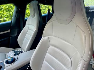 Porsche Taycan 2021