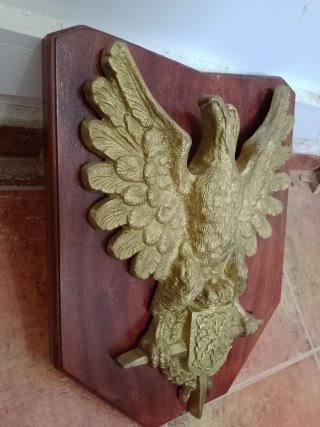Metopa Águila Latón Militar