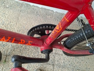 Bicicleta BMX Roja
