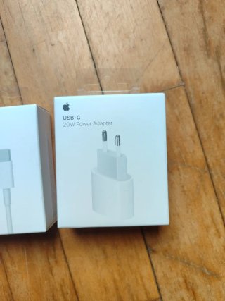 Apple MagSafe Charger + Cable USB-C + Adaptador