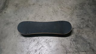 Skate con 14 ruedas