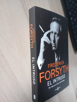 El intruso