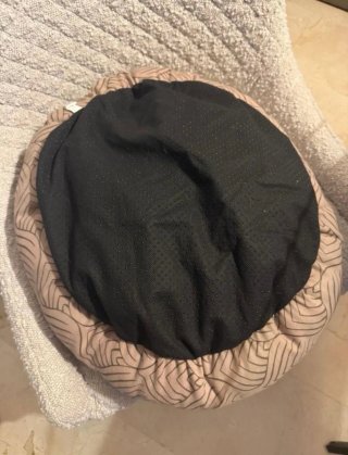 Cama para mascotas beige