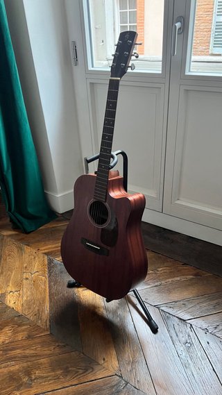 Guitarra electroacústica