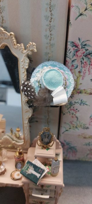 Miniatura del Palazzo: Toeletta della Casa delle Bambole