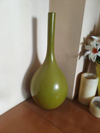 Jarrón Decorativo Verde Oliva
