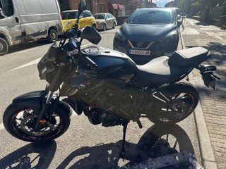Yamaha MT-07 Pure 2024 Negra