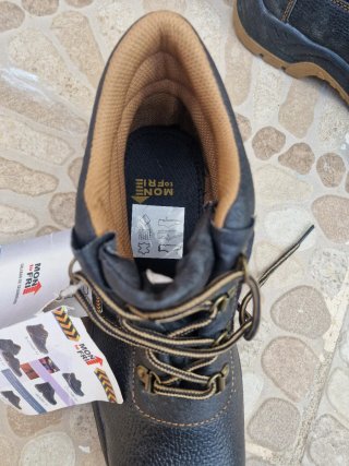 Zapatillas de seguridad MON to FRI
