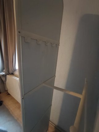 Espejo de pie Knapper de Ikea.