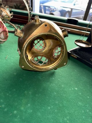 Casco de buzo vintage latón