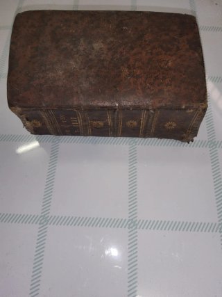 Libro antiguo Theologia Moralis Latín