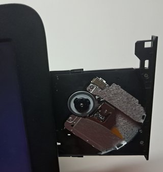 ORDENADOR COMPLETO MARCA HP CON TECLADO Y RATON