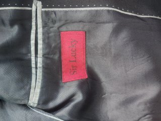 Traje Sir Lucky Negro