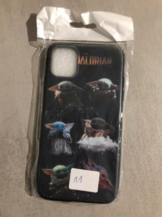 Funda iPhone 11 Baby Yoda Mandalorian