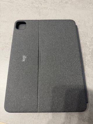 Logitech Combo Touch iPad Pro 11 Tastiera