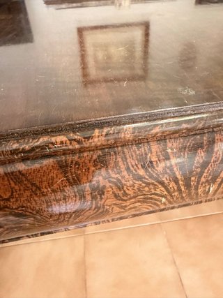 Mesa de comedor antigua de madera maciza