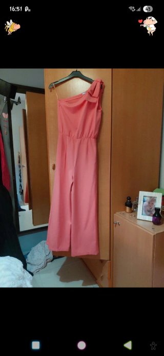 Mono de verano rosa