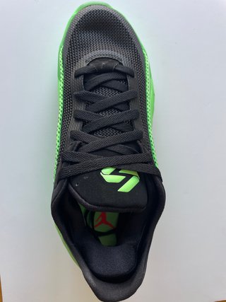 Jordan Luka 5 Verde Talla 39 EUR