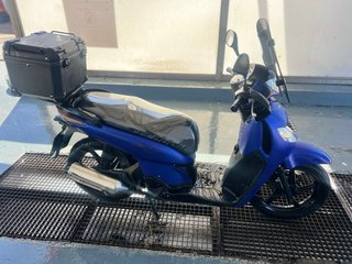 Honda SH 125i  Azul con Baúl